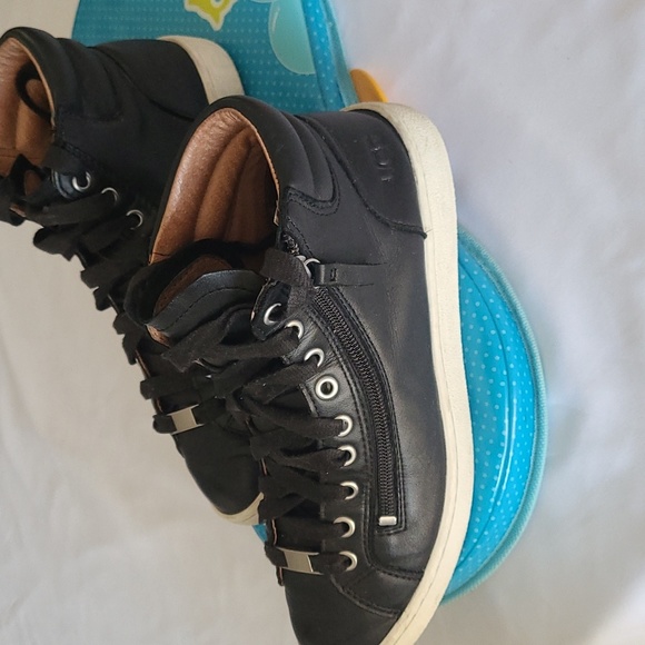 UGG sneakers - Picture 4 of 13